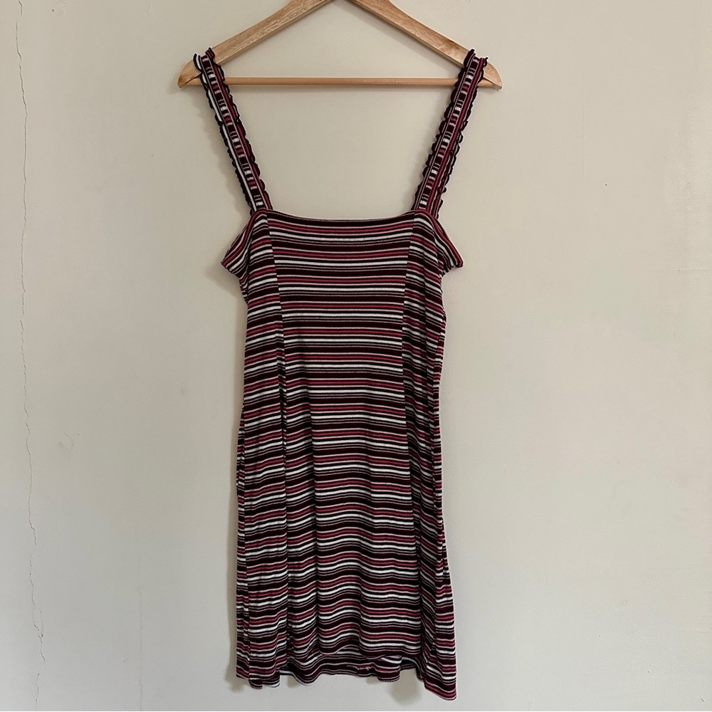 Aero Striped Ruffle Strap Dress - Picture 8 of 10